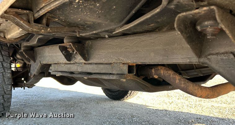 image for item NR9371 1994 Jeep Wrangler Sahara  SUV