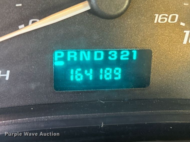 image for item NR9372 2005 Chevrolet 3500 Express  utility van