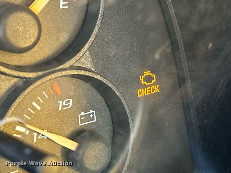 image for item NR9372 2005 Chevrolet 3500 Express  utility van