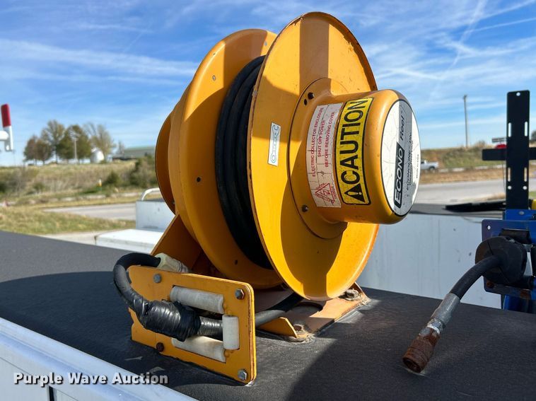 image for item NR9374 2011 Ford F250 Super Duty XL  utility bed pickup truck