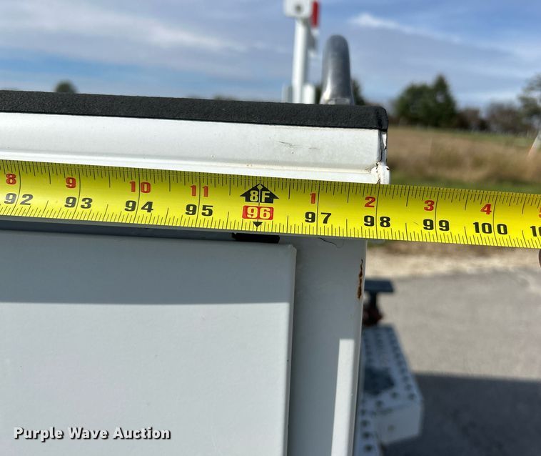 image for item NR9374 2011 Ford F250 Super Duty XL  utility bed pickup truck