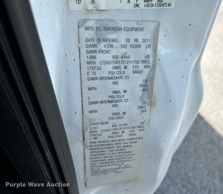 image for item NR9374 2011 Ford F250 Super Duty XL  utility bed pickup truck