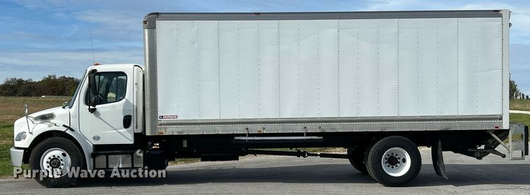 image for item NR9375 2014 Freightliner M2  box truck