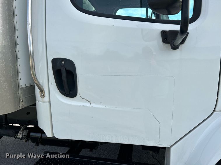 image for item NR9375 2014 Freightliner M2  box truck