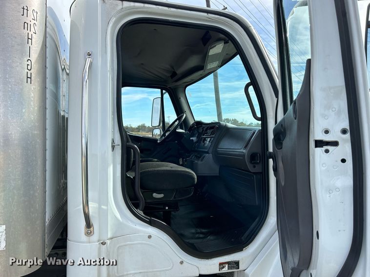 image for item NR9375 2014 Freightliner M2  box truck