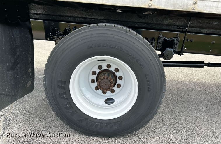 image for item NR9375 2014 Freightliner M2  box truck