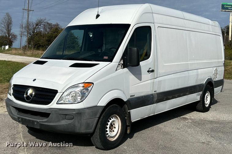 image for item NR9376 2011 Mercedes Benz Sprinter 2500  van