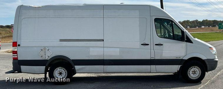 image for item NR9376 2011 Mercedes Benz Sprinter 2500  van