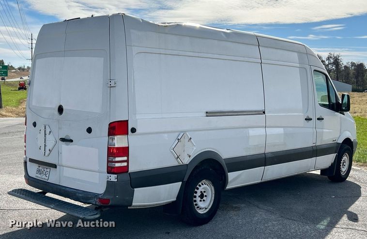 image for item NR9376 2011 Mercedes Benz Sprinter 2500  van