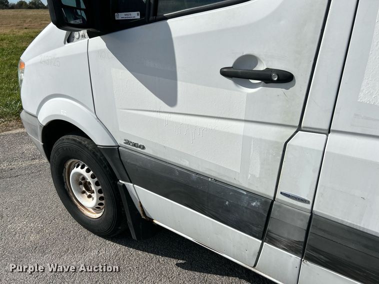 image for item NR9376 2011 Mercedes Benz Sprinter 2500  van