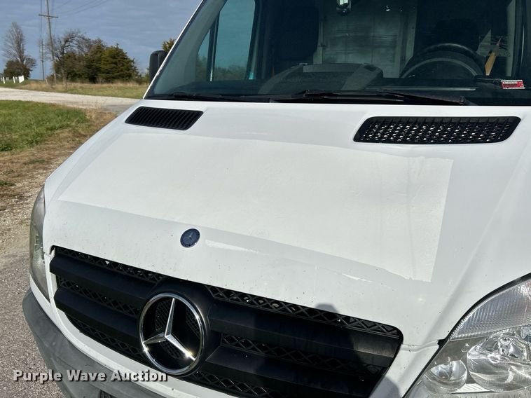 image for item NR9376 2011 Mercedes Benz Sprinter 2500  van