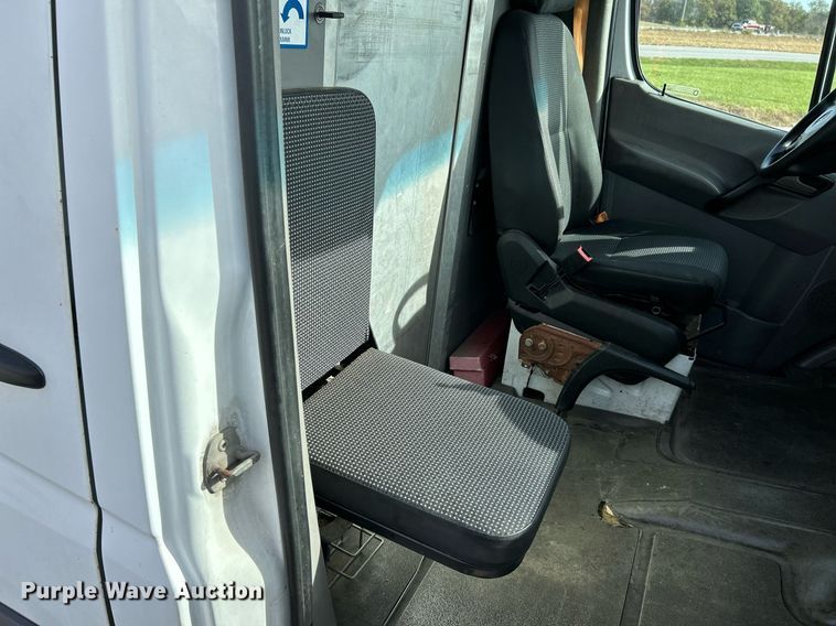 image for item NR9376 2011 Mercedes Benz Sprinter 2500  van