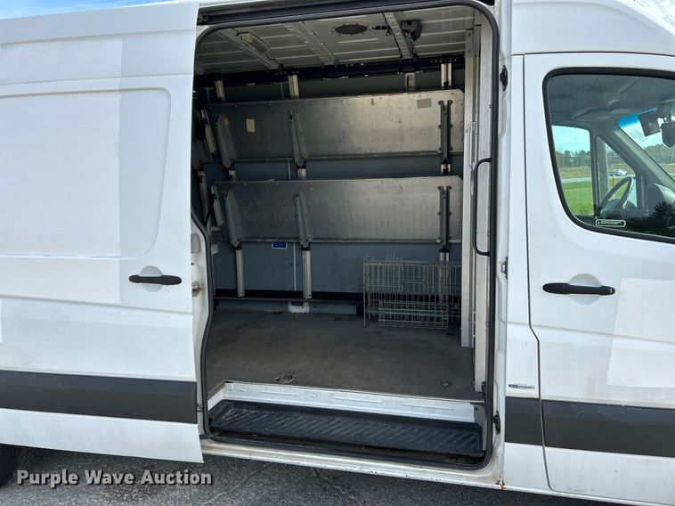 image for item NR9376 2011 Mercedes Benz Sprinter 2500  van
