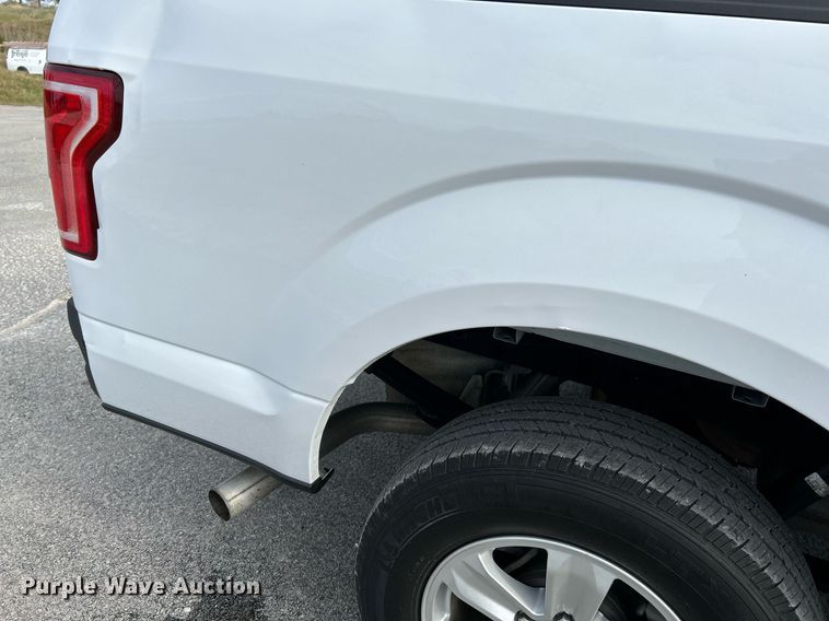 image for item NR9377 2017 Ford F150 XLT  SuperCab pickup truck