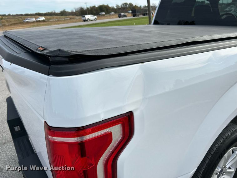 image for item NR9377 2017 Ford F150 XLT  SuperCab pickup truck