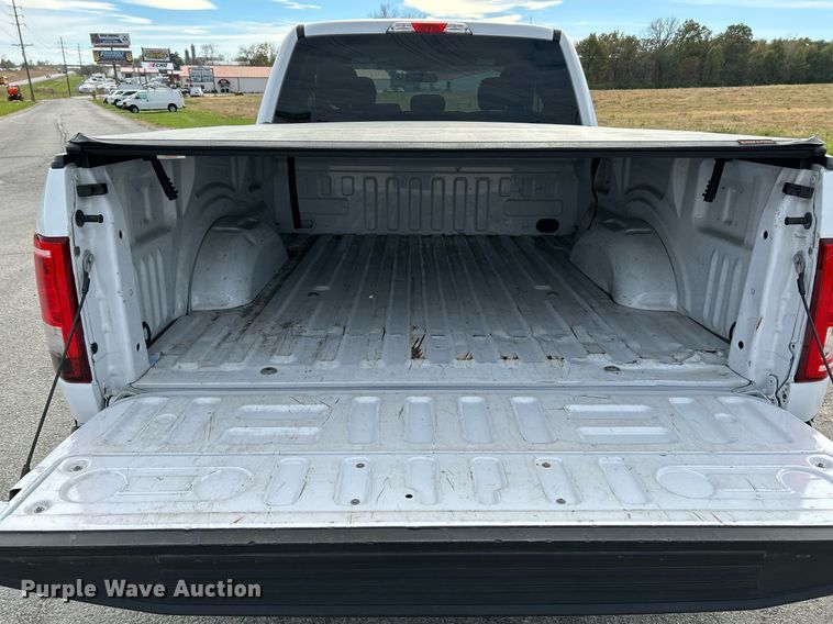 image for item NR9377 2017 Ford F150 XLT  SuperCab pickup truck