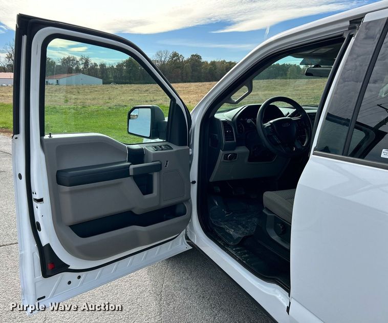 image for item NR9377 2017 Ford F150 XLT  SuperCab pickup truck