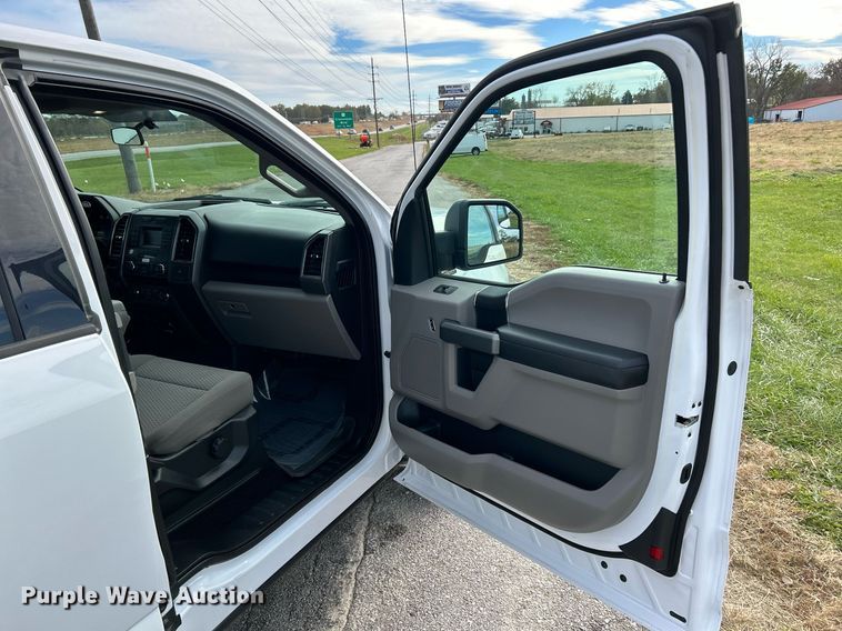 image for item NR9377 2017 Ford F150 XLT  SuperCab pickup truck