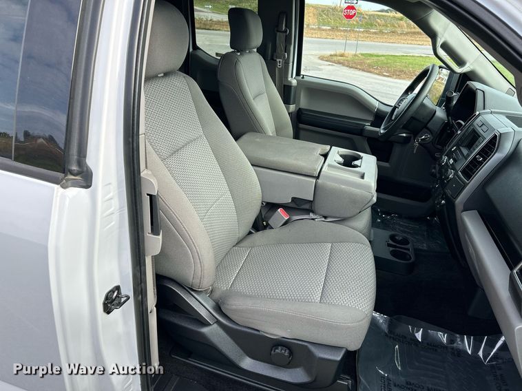 image for item NR9377 2017 Ford F150 XLT  SuperCab pickup truck