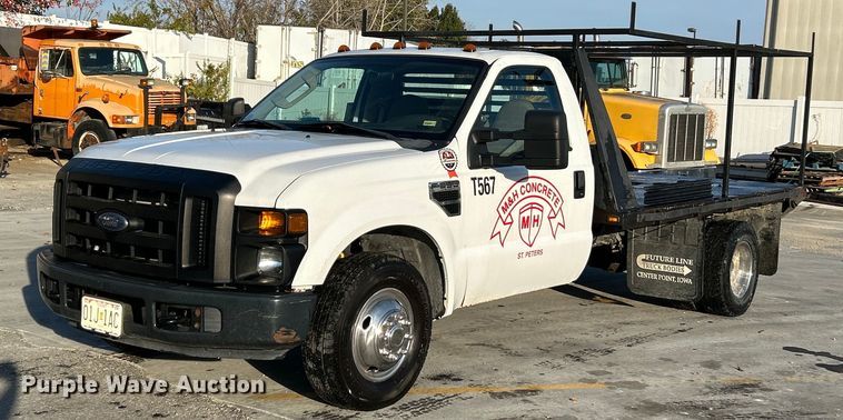 image for item NR9388 2008 Ford F350 Super Duty XL  flatbed pickup truck