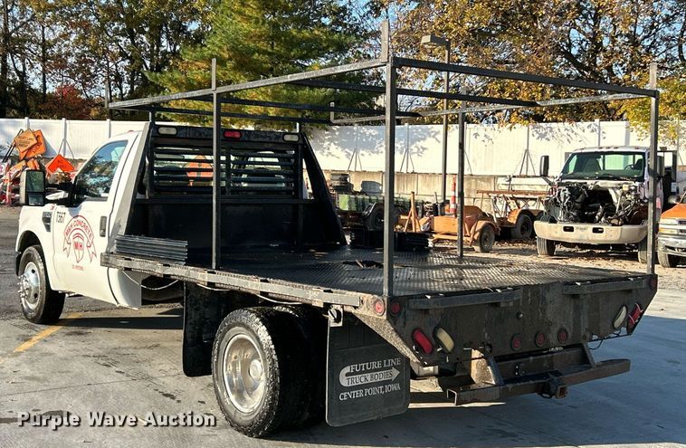 image for item NR9388 2008 Ford F350 Super Duty XL  flatbed pickup truck