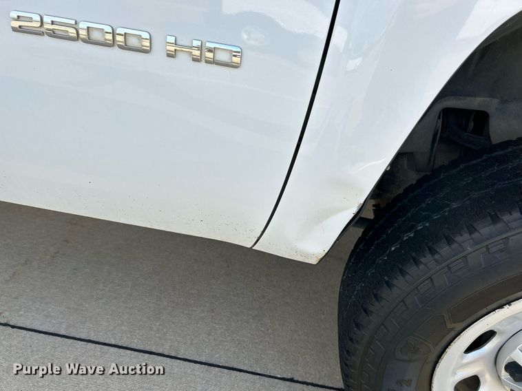 image for item NR9398 2013 Chevrolet Silverado 2500HD  pickup truck