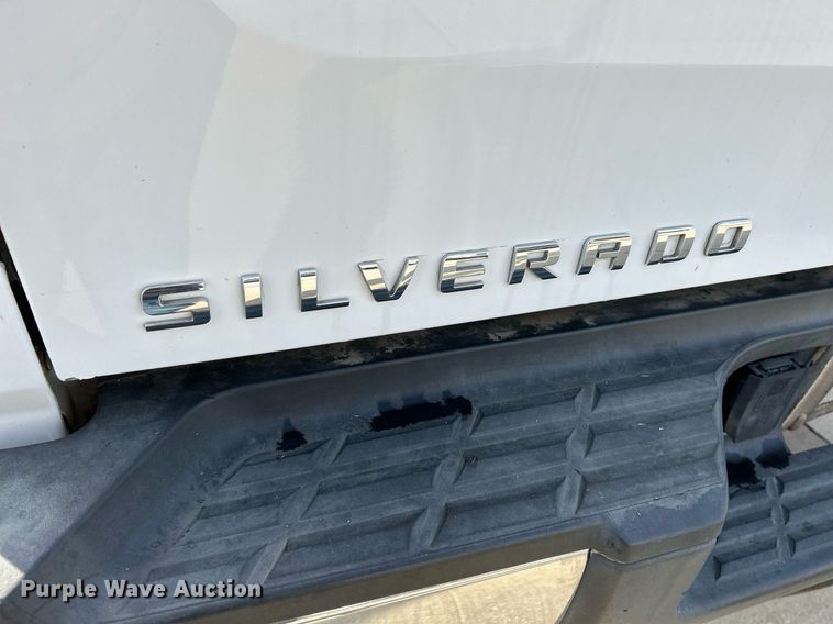 image for item NR9398 2013 Chevrolet Silverado 2500HD  pickup truck