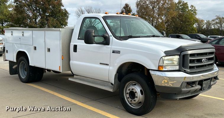 image for item NR9399 2002 Ford F550 Super Duty XL  utility / service truck