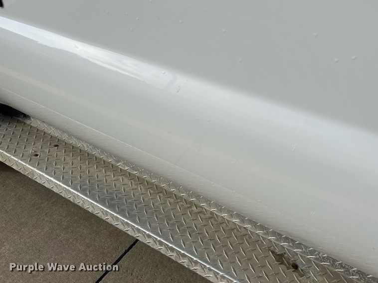 image for item NR9399 2002 Ford F550 Super Duty XL  utility / service truck