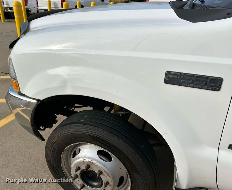 image for item NR9399 2002 Ford F550 Super Duty XL  utility / service truck