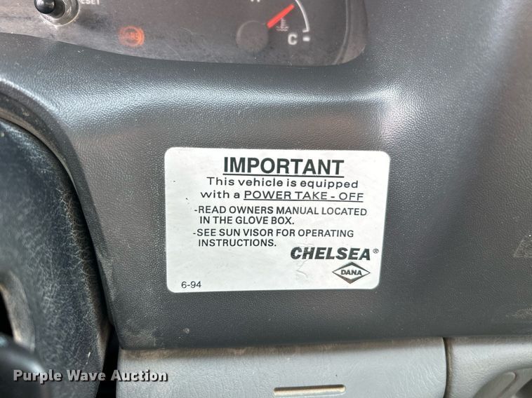 image for item NR9399 2002 Ford F550 Super Duty XL  utility / service truck