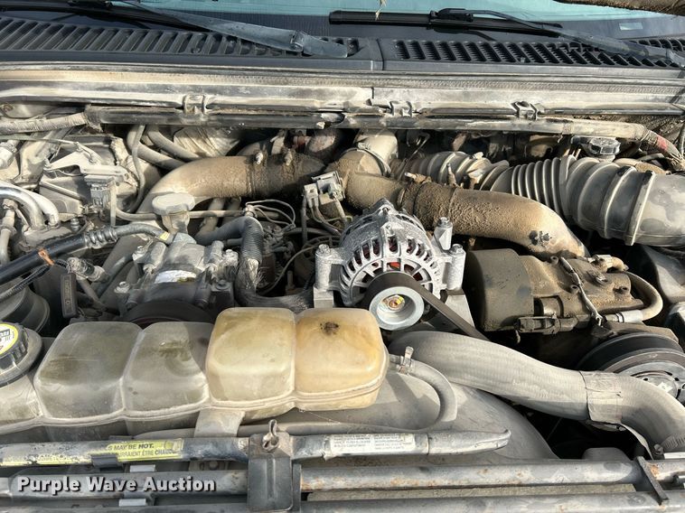 image for item NR9399 2002 Ford F550 Super Duty XL  utility / service truck