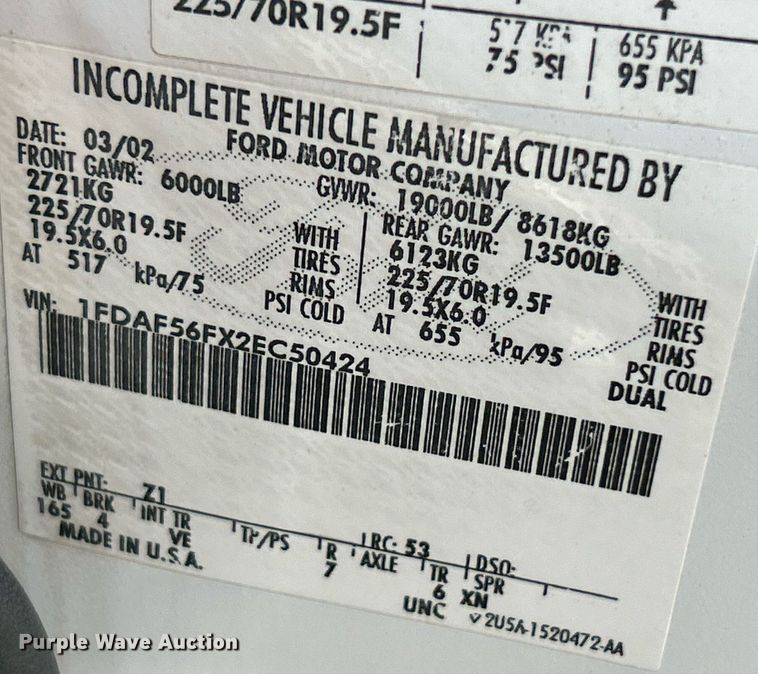 image for item NR9399 2002 Ford F550 Super Duty XL  utility / service truck