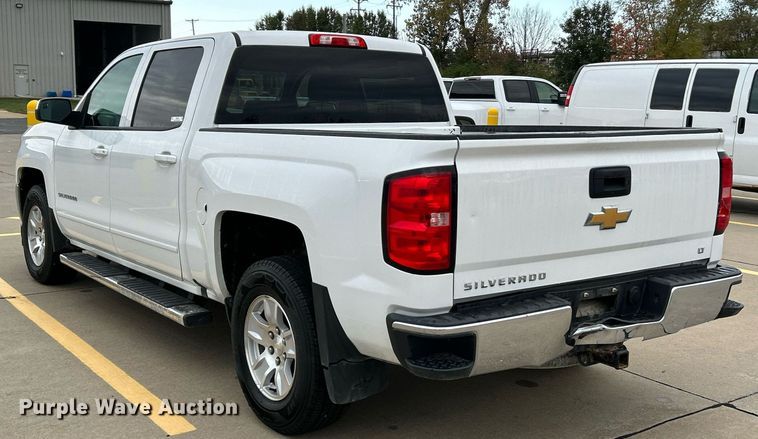 image for item NR9400 2017 Chevrolet Silverado 1500 LT  Crew Cab pickup truck