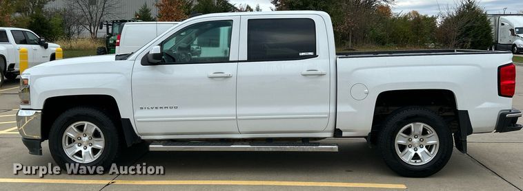 image for item NR9400 2017 Chevrolet Silverado 1500 LT  Crew Cab pickup truck