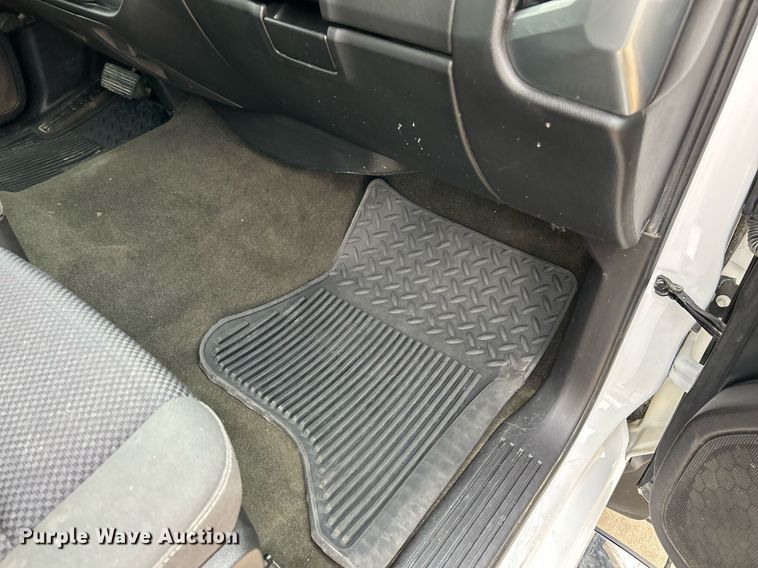 image for item NR9400 2017 Chevrolet Silverado 1500 LT  Crew Cab pickup truck