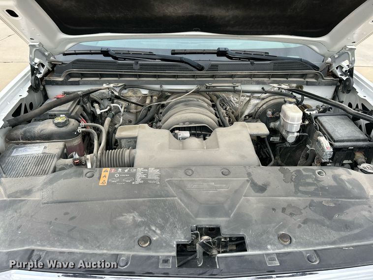 image for item NR9400 2017 Chevrolet Silverado 1500 LT  Crew Cab pickup truck