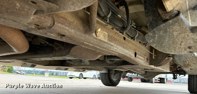 image for item NR9400 2017 Chevrolet Silverado 1500 LT  Crew Cab pickup truck