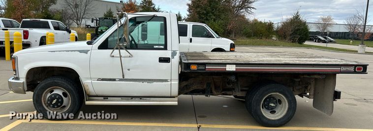 image for item NR9402 1999 Chevrolet 3500  dump flatbed pickup truck