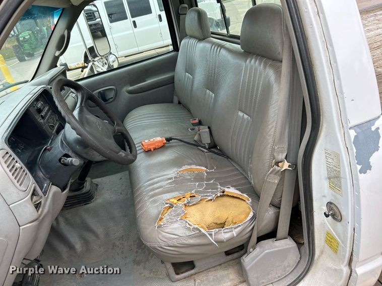 image for item NR9402 1999 Chevrolet 3500  dump flatbed pickup truck