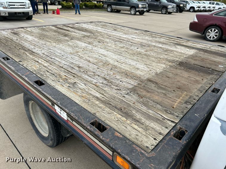 image for item NR9402 1999 Chevrolet 3500  dump flatbed pickup truck