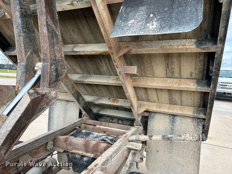 image for item NR9402 1999 Chevrolet 3500  dump flatbed pickup truck