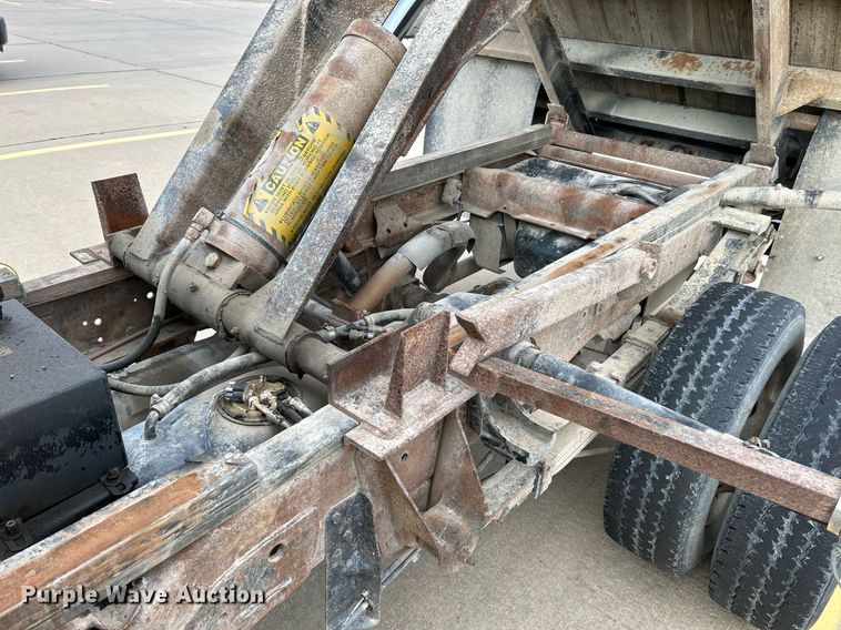 image for item NR9402 1999 Chevrolet 3500  dump flatbed pickup truck