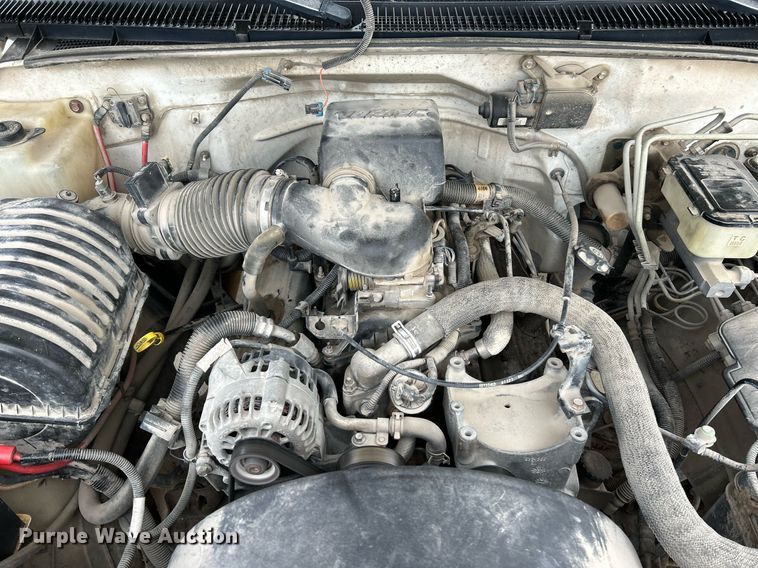 image for item NR9402 1999 Chevrolet 3500  dump flatbed pickup truck