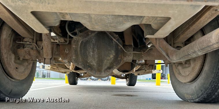 image for item NR9402 1999 Chevrolet 3500  dump flatbed pickup truck