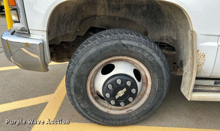 image for item NR9402 1999 Chevrolet 3500  dump flatbed pickup truck