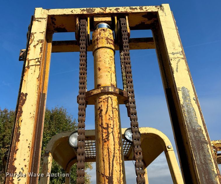 image for item NR9403 1978 Massey Ferguson MF 6500  forklift