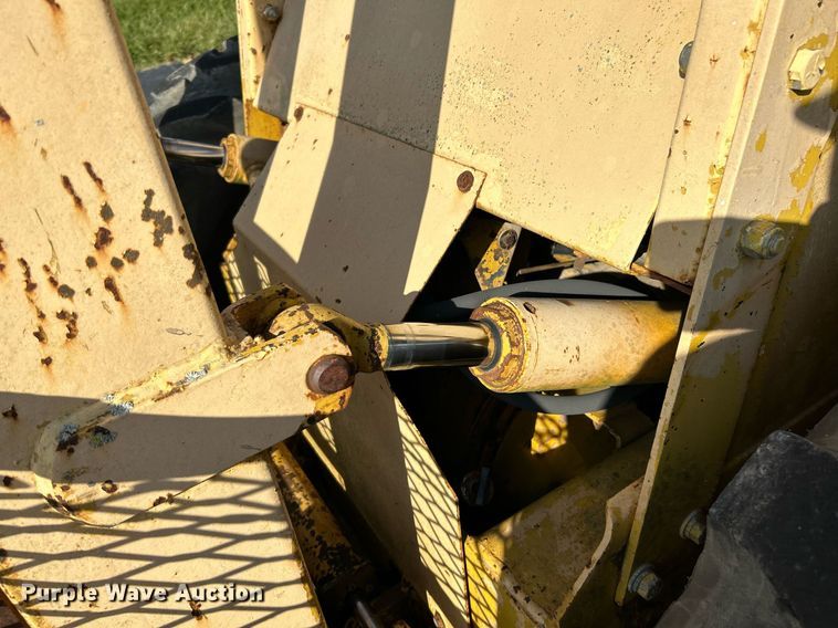 image for item NR9403 1978 Massey Ferguson MF 6500  forklift