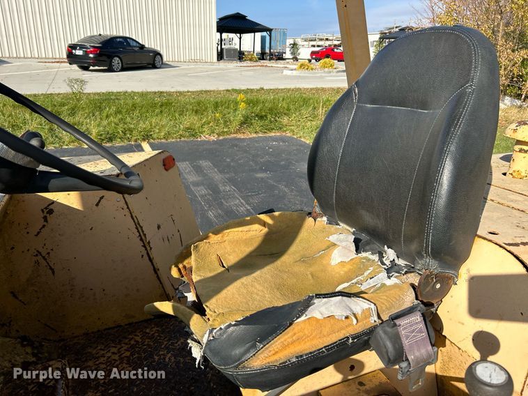 image for item NR9403 1978 Massey Ferguson MF 6500  forklift