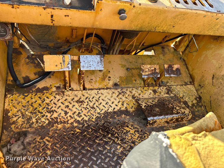 image for item NR9403 1978 Massey Ferguson MF 6500  forklift